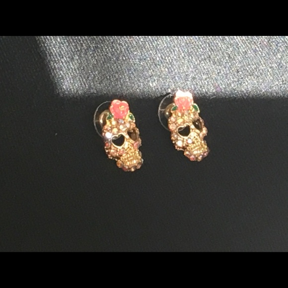 😍 Sweet Sugar Skull/Dia de los Muertos Earrings😍 - Picture 3 of 7